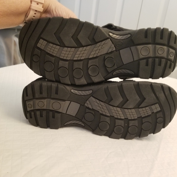 Men's black  C9 Champion hiking, water sandles size 9 - Picture 4 of 6